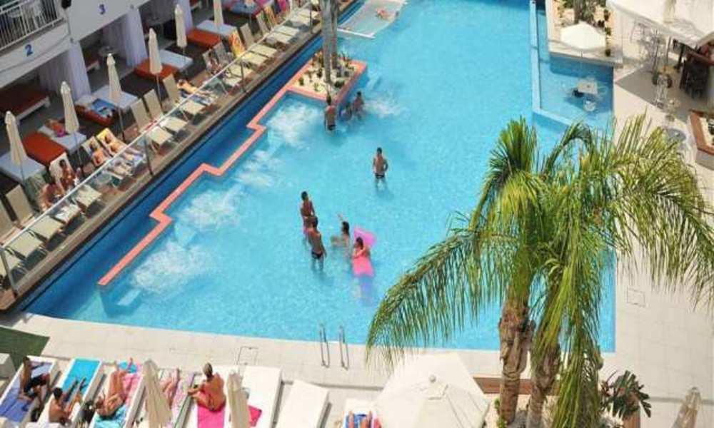 Tsokkos Holidays Hotel Apartments 圣纳帕 外观 照片